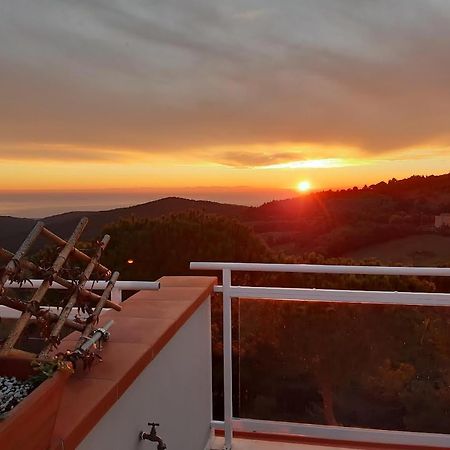 Vista Sulle Isole Dell'Arcipelago Toscano Nibbiaia Buitenkant foto